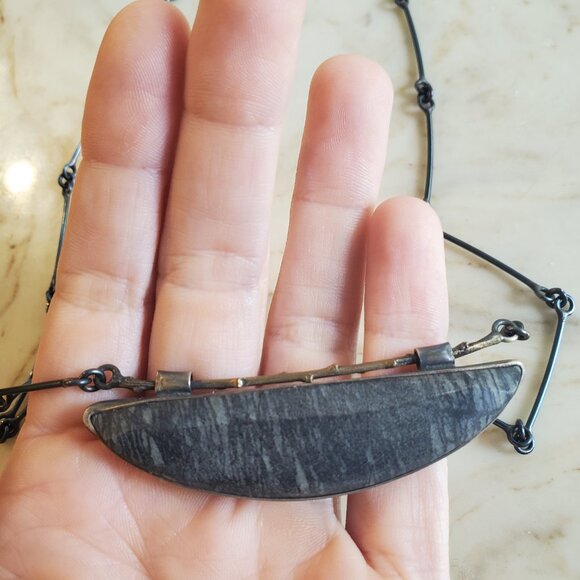 Terri Logan new necklace, signed - Picture 5 of 5